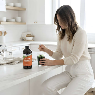 NOW Foods Liquid Chlorophyll Flüssig Supplement mit Minzgeschmack 473 ml, Chlorophyll Tropfen für tägliche Versorgung, pflanzliches Nahrungsergänzungsmittel online kaufen